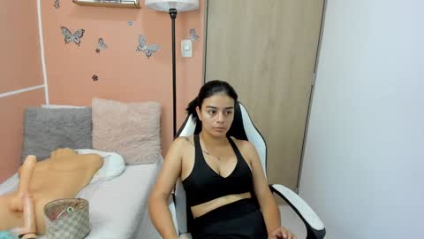 Juli C online show from 01/13/25, 08:58