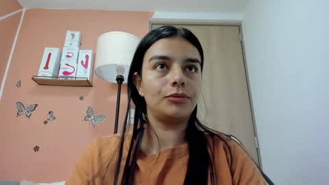 Juli C online show from 02/03/25, 10:11