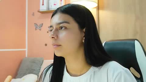 Juli C online show from 02/24/25, 09:31