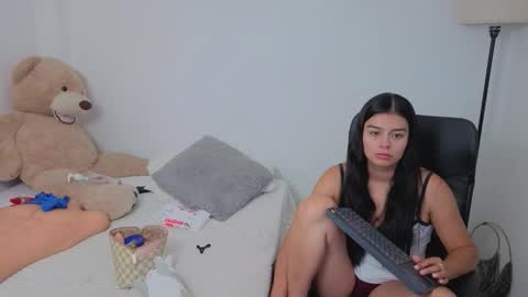 Juli C online show from 09/11/25, 12:44