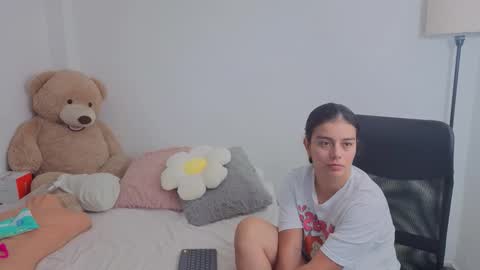 Juli C online show from 10/10/25, 11:48