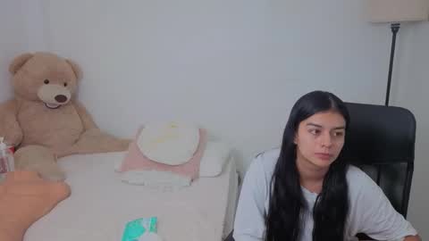 Juli C online show from 10/21/25, 01:28