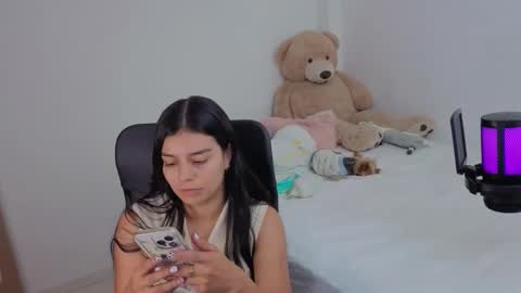 Juli C online show from 11/27/25, 01:51