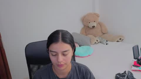 Juli C online show from 04/02/26, 01:14