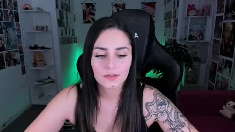 Snapshot of valeriiemills chatting on 01/13/26, 03:06 Valerie online show from 01/13/26, 03:06