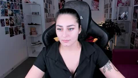 Snapshot of valeriiemills chatting on 01/15/26, 02:54 Valerie online show from 01/15/26, 02:54