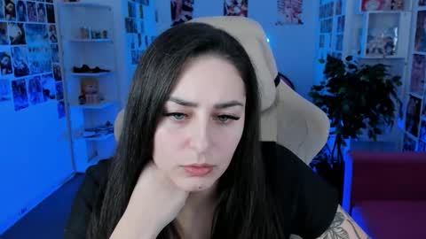 Snapshot of valeriiemills chatting on 02/03/26, 02:55 Valerie online show from 02/03/26, 02:55