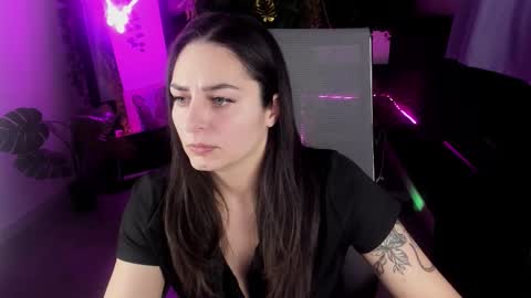 Snapshot of valeriiemills chatting on 02/11/26, 03:28 Valerie online show from 02/11/26, 03:28