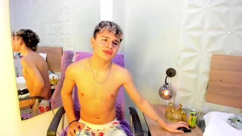 Snapshot of valerius_angel chatting on 06/04/26, 01:00 V A L E R I U S online show from 06/04/26, 01:00