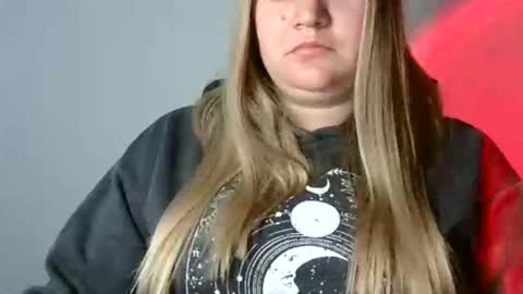 Valery online show from 12/03/25, 01:53