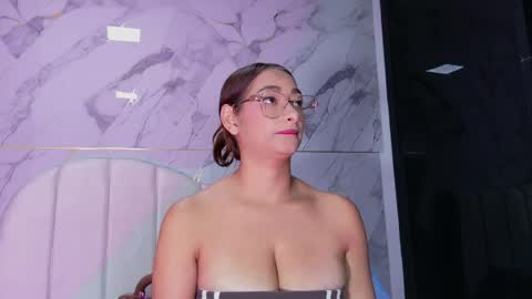 Valeryn online show from 05/06/26, 03:02