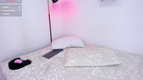 Cris  online show from 12/02/24, 07:49