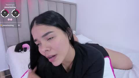 Cris  online show from 02/22/25, 06:08