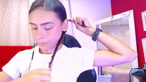 VALERY HOTLOVE online show from 04/17/26, 01:36