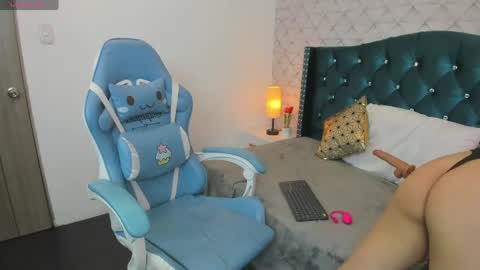 Snapshot of valery_jame chatting on 05/04/26, 08:27 Valery online show from 05/04/26, 08:27
