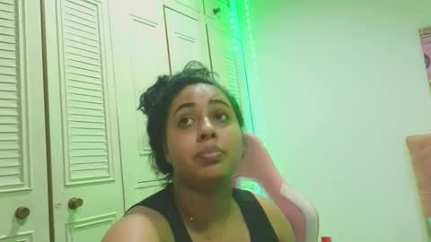 valery_lovex_ online show from 03/23/26, 10:30