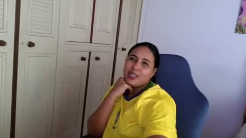 Snapshot of valery_lovex_ chatting on 06/14/26, 10:34 valery_lovex_ online show from 06/14/26, 10:34