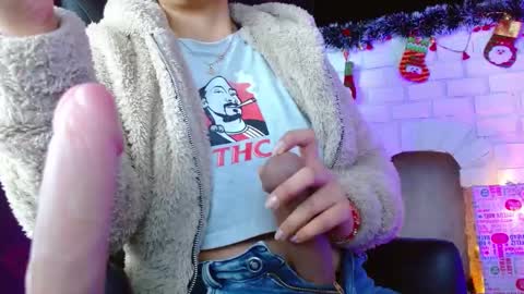 Valeria online show from 12/24/24, 12:11