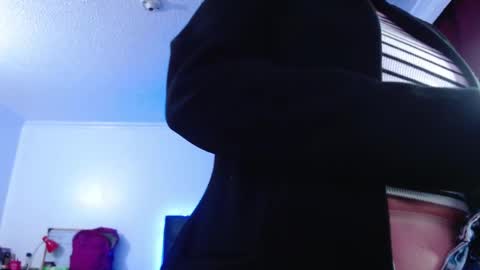 Valeria online show from 09/10/25, 01:27