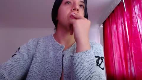 Snapshot of valery_meer_ chatting on 06/04/26, 12:33 Valeria online show from 06/04/26, 12:33