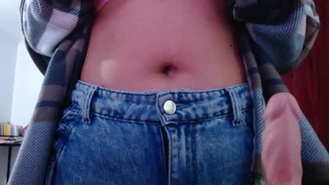 Snapshot of valery_meer_ chatting on 06/18/26, 10:41 Valeria online show from 06/18/26, 10:41