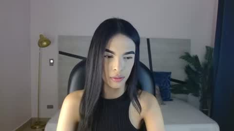 Snapshot of valery_restrepo chatting on 07/21/26, 07:49 valery_restrepo online show from 07/21/26, 07:49