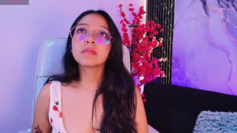 Val online show from 04/07/26, 11:43