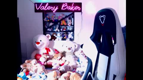 B V Naughty online show from 10/24/25, 01:29