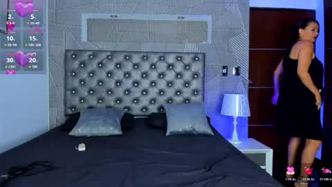 Snapshot of valerydiamond_ chatting on 05/15/26, 11:45 Valery online show from 05/15/26, 11:45