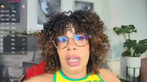 Snapshot of valeryharriz chatting on 07/19/26, 04:38 valeryharriz online show from 07/19/26, 04:38
