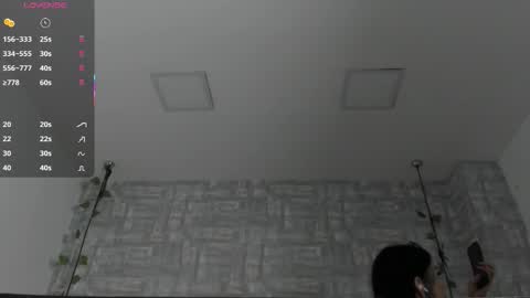 valerykat_ online show from 11/20/25, 11:10