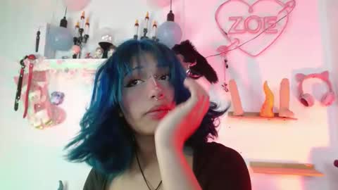 zoe online show from 01/12/26, 07:41