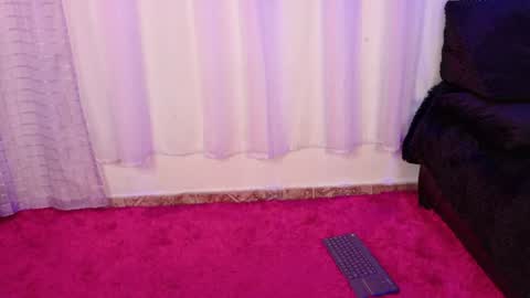 Snapshot of valerysnow_ chatting on 07/05/26, 11:23 Valery online show from 07/05/26, 11:23