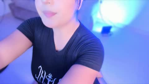 Snapshot of valerysoto_ chatting on 02/14/25, 12:30 Valery Soto online show from 02/14/25, 12:30