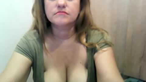 VALERY SQUIRT online show from 04/15/26, 03:30