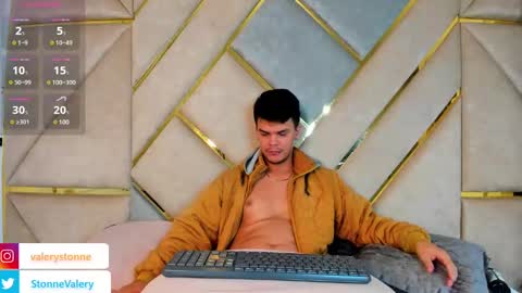 Valery Stonne  online show from 03/09/25, 12:00