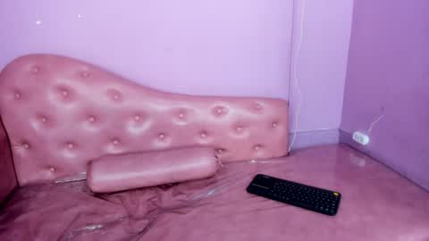 Snapshot of valeryysalasar chatting on 07/14/26, 02:16 valeryysalasar online show from 07/14/26, 02:16