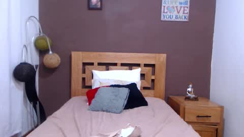 Sofia online show from 11/20/25, 11:48