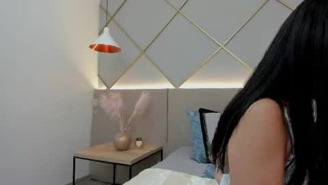 Sofia online show from 04/02/26, 11:46