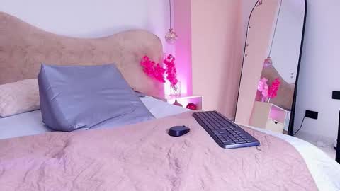 Valeska online show from 03/04/26, 07:20