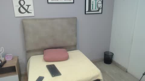 valevicious online show from 09/15/25, 06:52