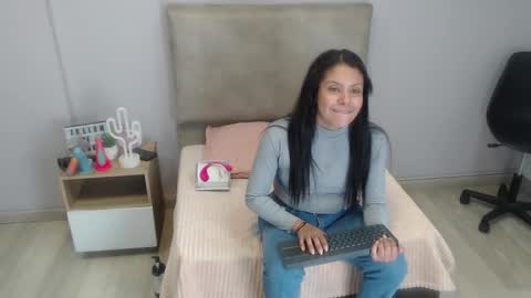 valevicious online show from 12/18/25, 07:53