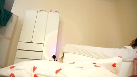 Lily online show from 02/18/26, 10:44