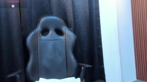 VALKA ROSS online show from 11/21/25, 12:43