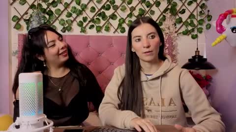 Valkiria and Dione online show from 04/11/26, 07:29