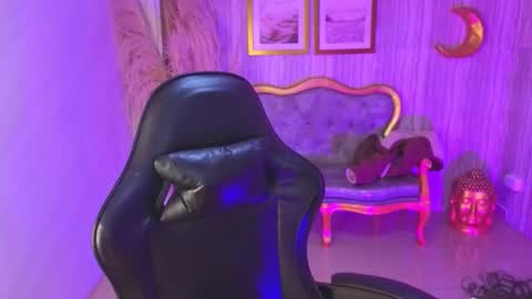 Valkiria  online show from 12/20/25, 01:18