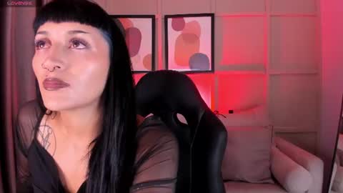 Snapshot of valkiria_ponce chatting on 07/21/26, 04:15 Valkiria online show from 07/21/26, 04:15