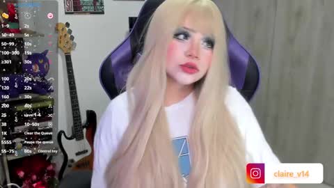 Snapshot of valkyrie_claire chatting on 02/18/25, 02:05 Valkyrie claire online show from 02/18/25, 02:05