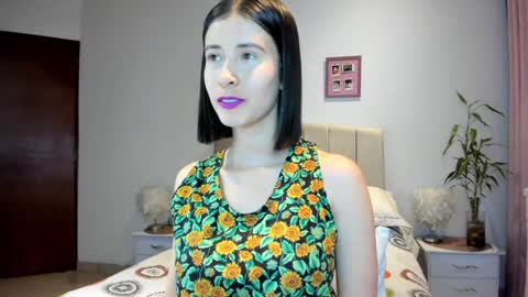 Macarena online show from 12/18/24, 02:53