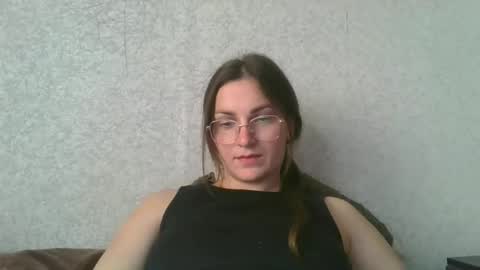 Snapshot of valleria21 chatting on 05/25/26, 04:46 valleria21 online show from 05/25/26, 04:46